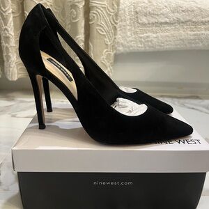 Nine West Black Pump